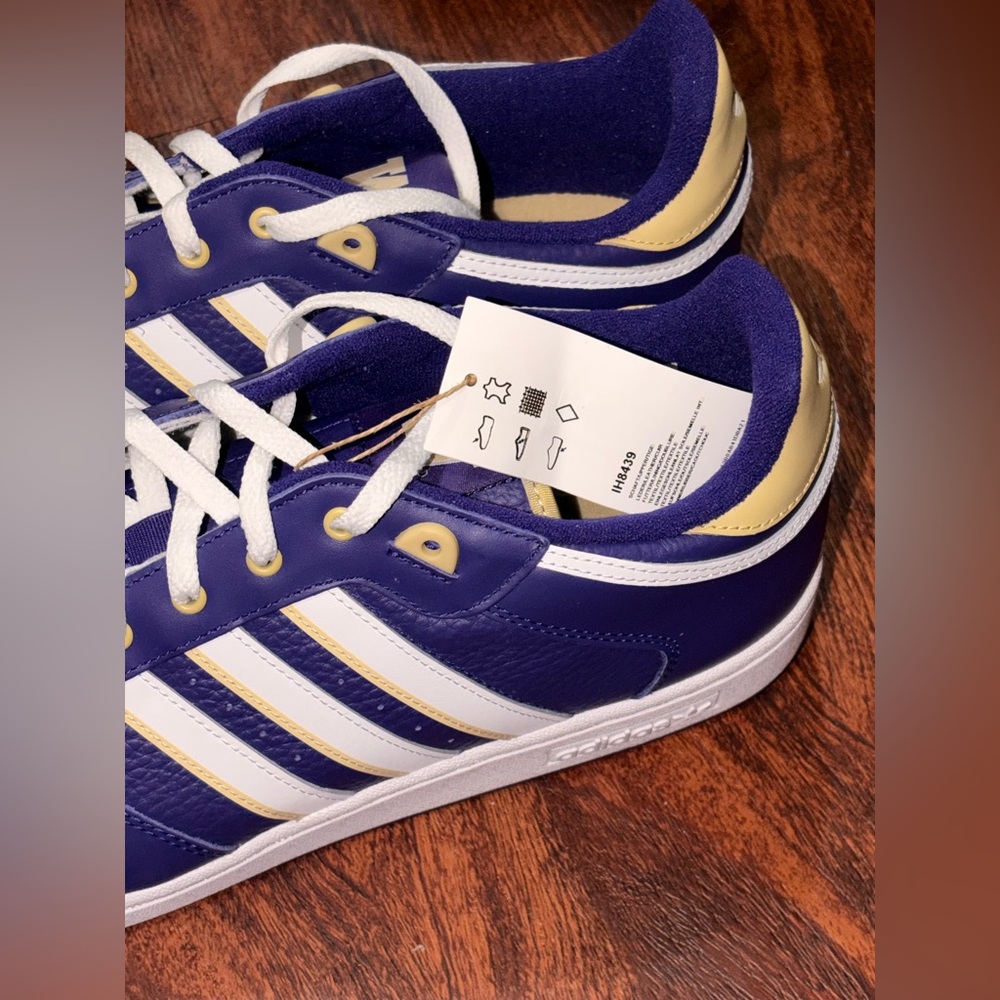 Adidas size 14 - Picture 5 of 13